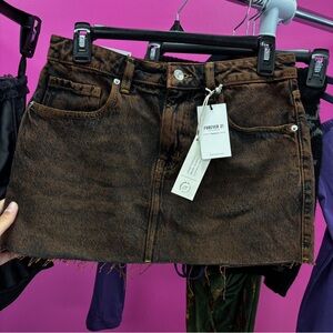 brown denim mini skirt 
-never worn
-tags attached